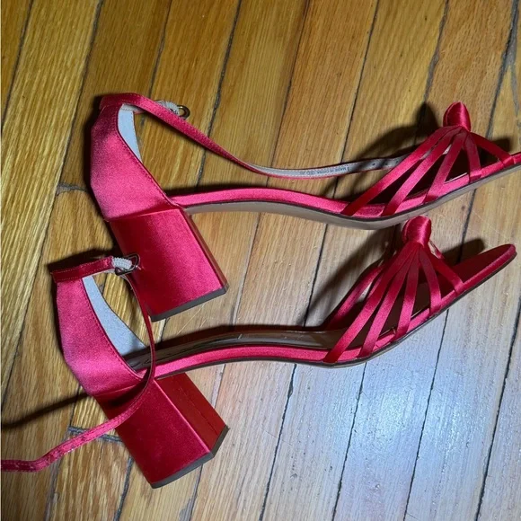 Nina New York Red Satin Strappy Block Heel Sandals Size 11 - Picture 1 of 6
